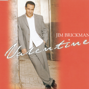 两根黑捧一前一后
